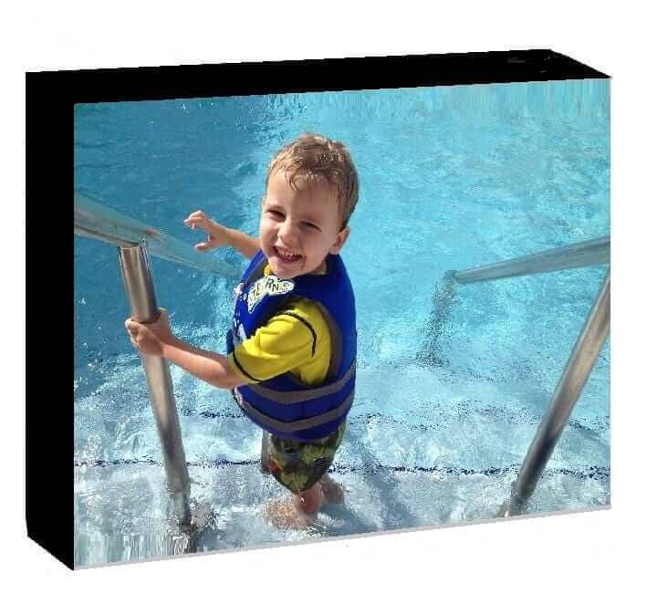 Box of 10 Self Adhesive Black Border 6x8 Frames - Eventprinters.com